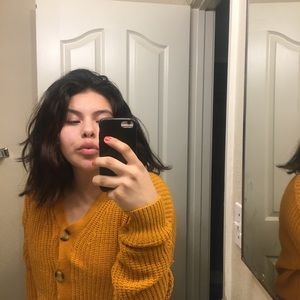 Long sleeve crop top